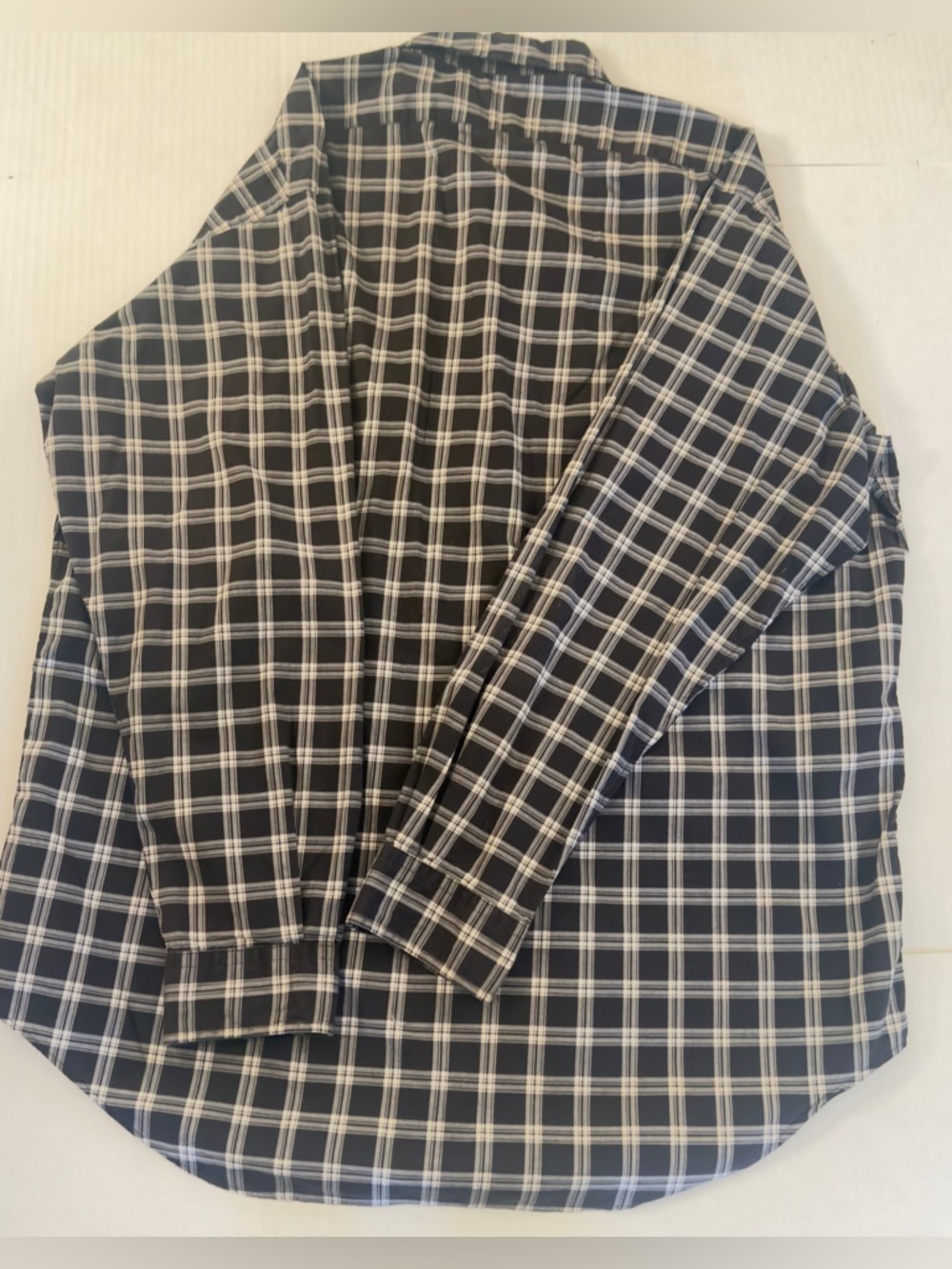 Ralph Lauren Black and White Plaid Long-Sleeve Button-Down Shirt - Picture 6 of 7